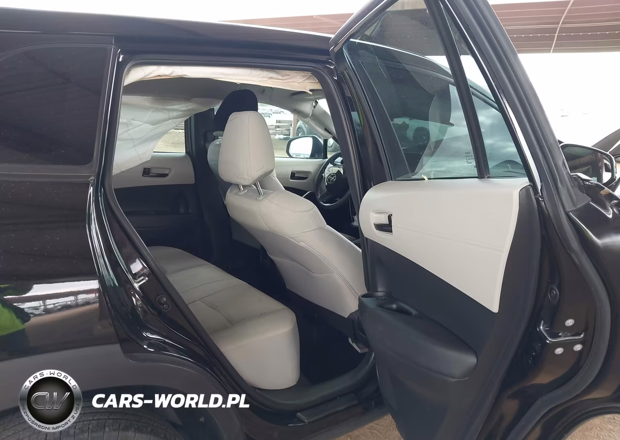 2023 Toyota Corolla Cross L VIN:7MUAAAAG3PV050178 - 8
