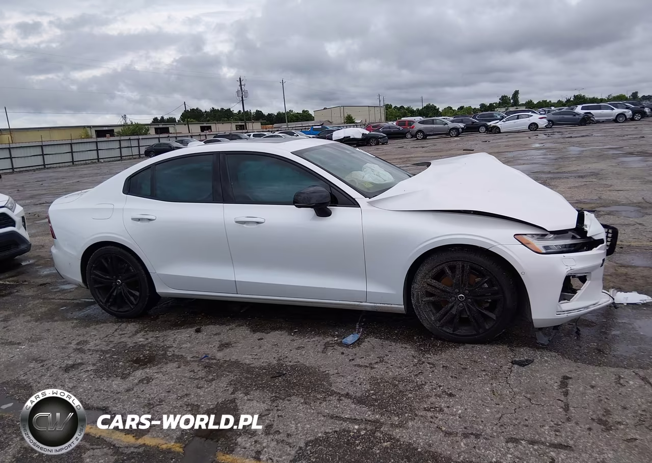 2024 Volvo S60 B5 Plus Black Edition VIN:7JRL12FH1RG281783 - 13