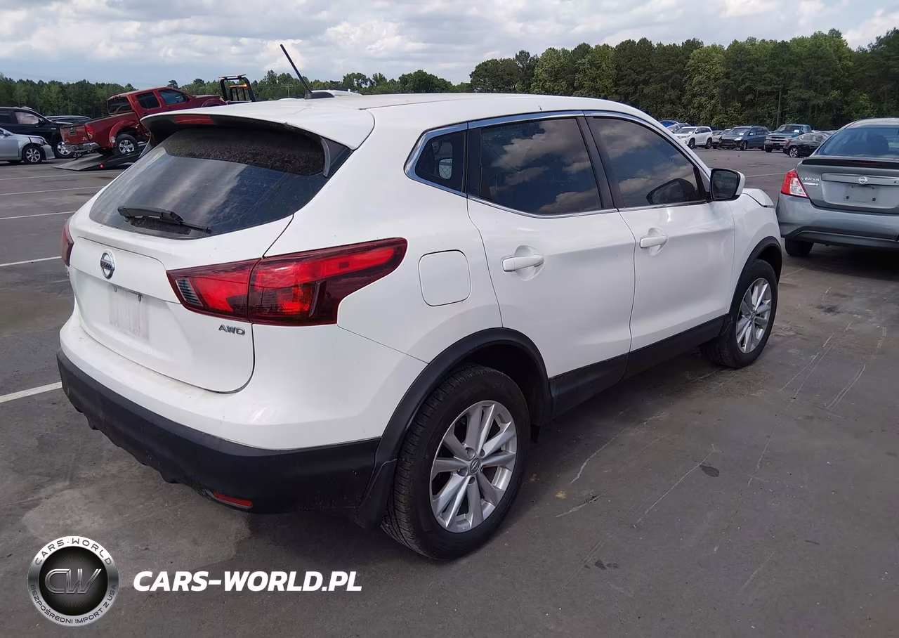 2018 Nissan Rogue Sport S VIN:JN1BJ1CRXJW291808 - 4