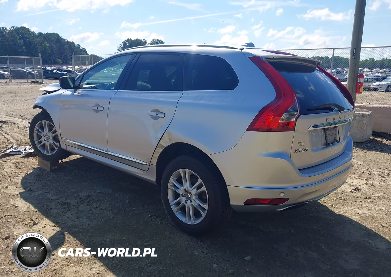 2015 Volvo Xc60 T5 Platinum VIN:YV4612RM6F2634660 - 3