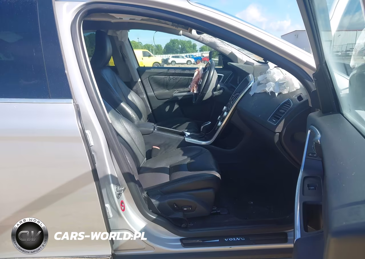 2015 Volvo Xc60 T5 Platinum VIN:YV4612RM6F2634660 - 5