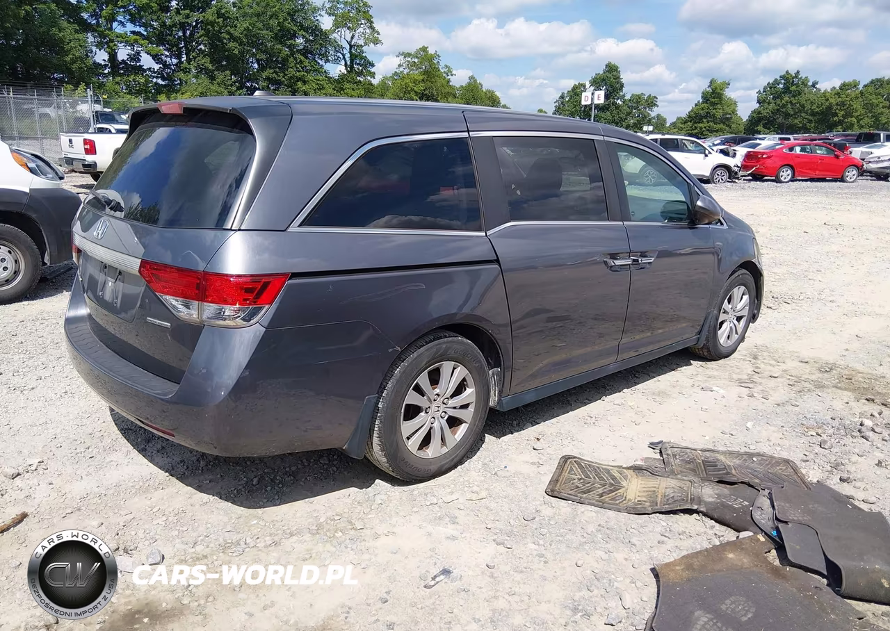 2016 Honda Odyssey Se VIN:5FNRL5H38GB041028 - 4