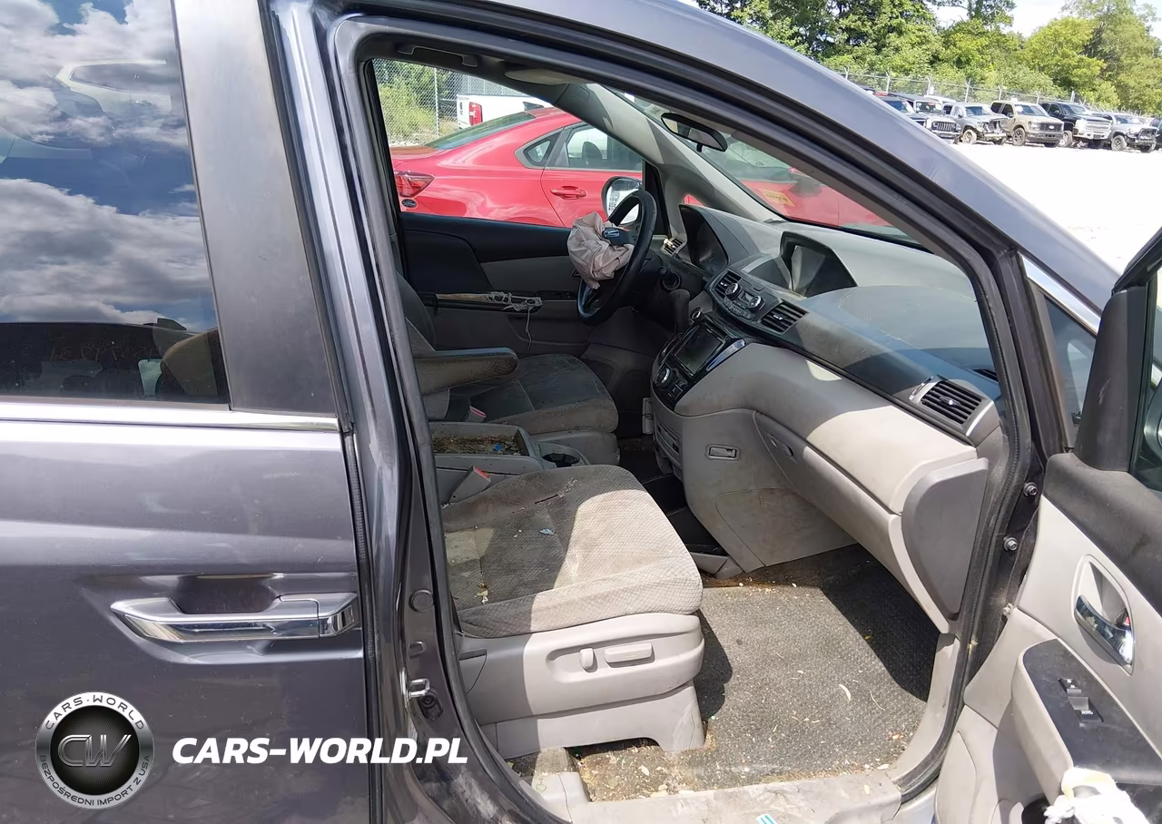 2016 Honda Odyssey Se VIN:5FNRL5H38GB041028 - 5