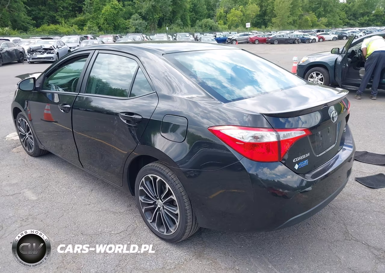 2015 Toyota Corolla S Plus VIN:2T1BURHE5FC448041 - 3
