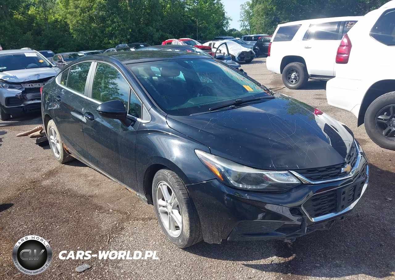 2016 Chevrolet Cruze Lt Auto – zdjęcie 1 z 16