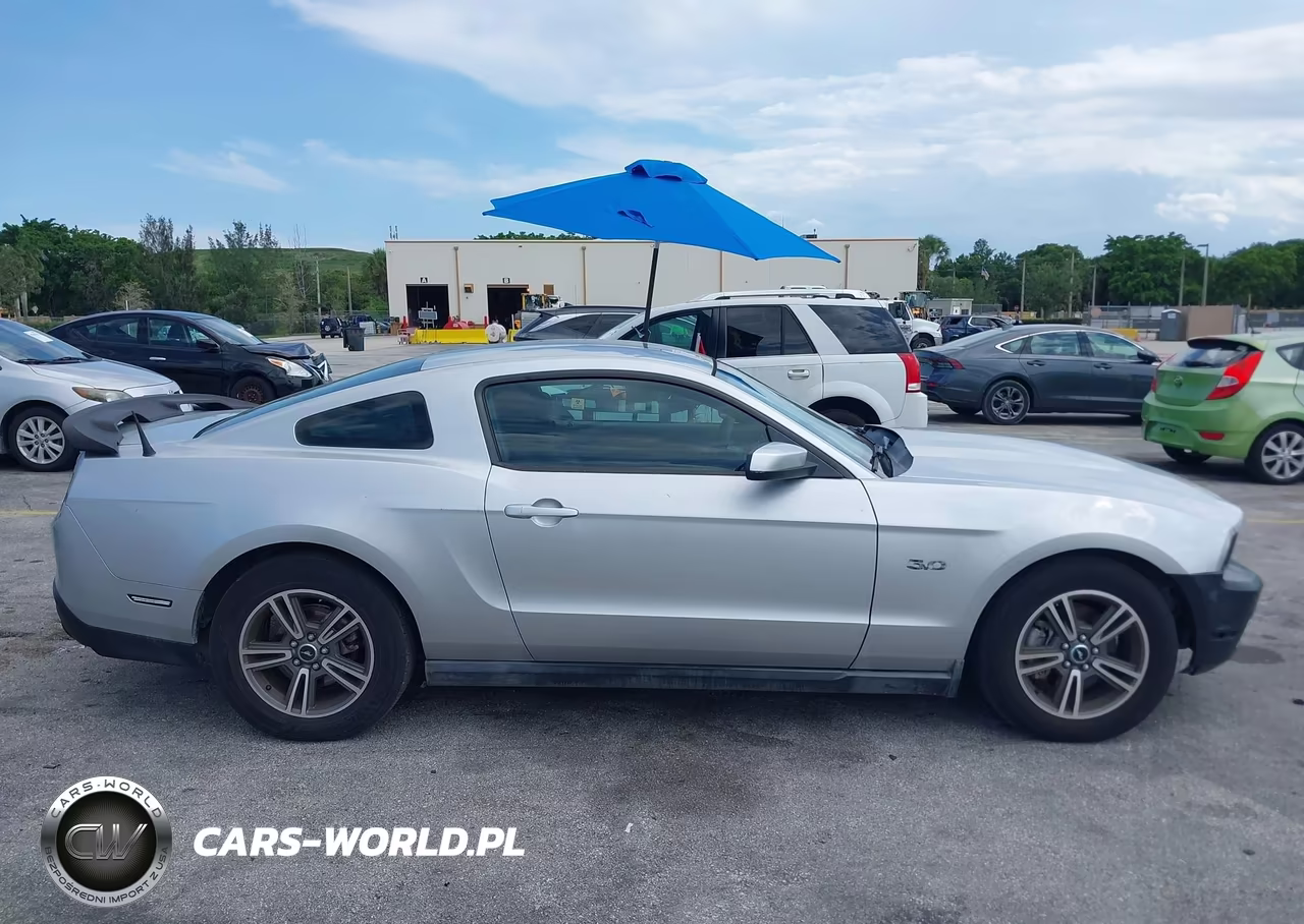 2011 Ford Mustang V6 VIN:1ZVBP8AM2B5138517 - 13
