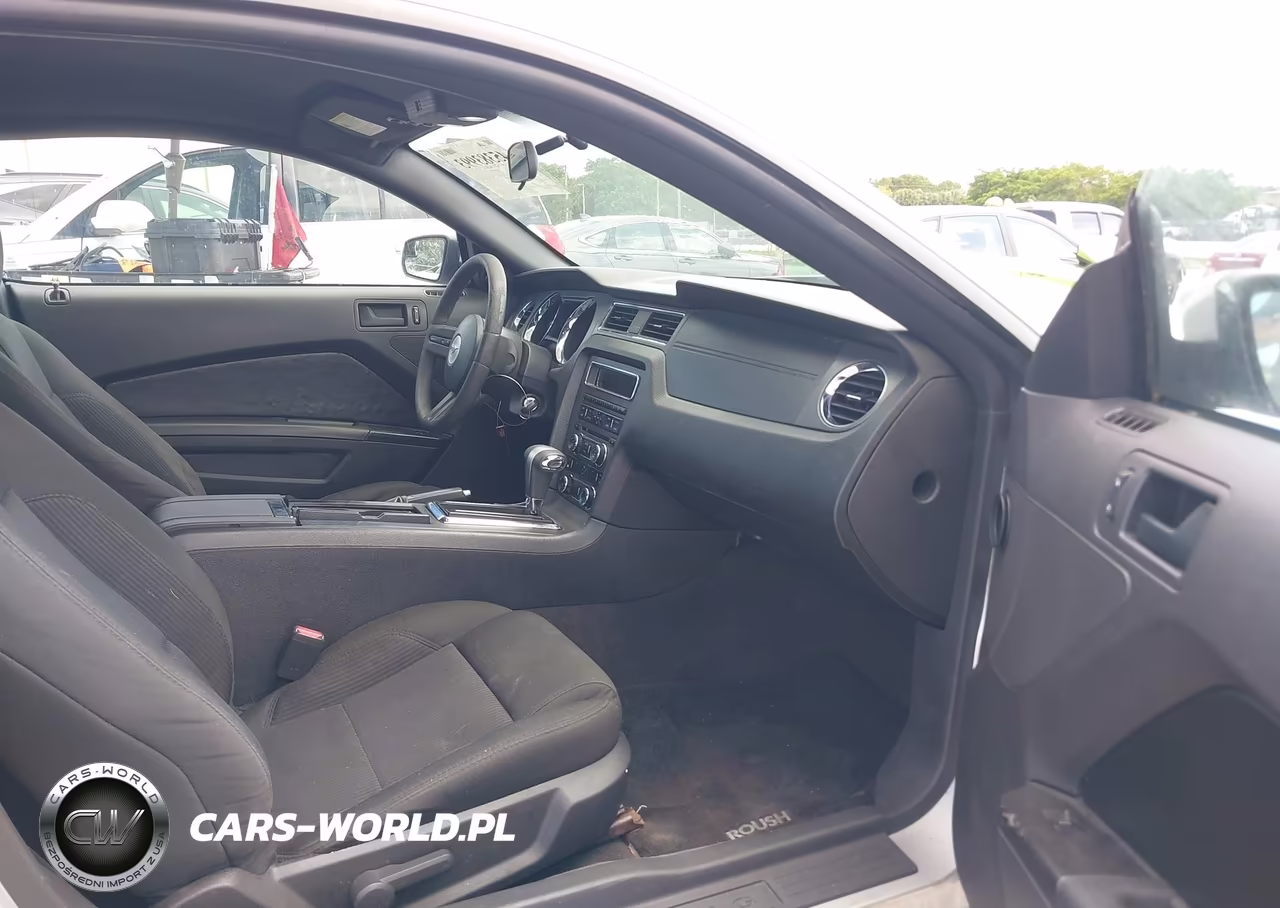 2011 Ford Mustang V6 VIN:1ZVBP8AM2B5138517 - 5