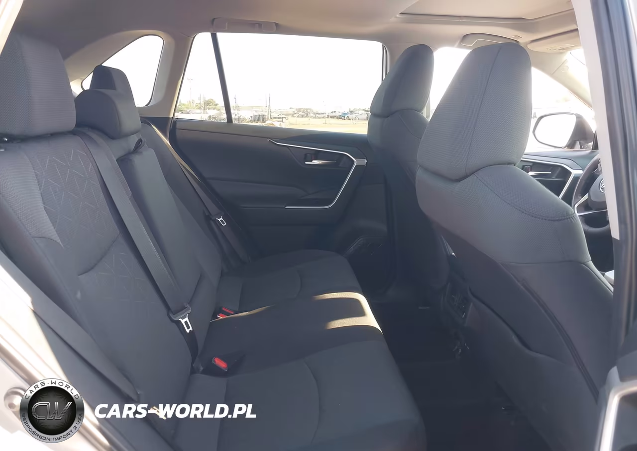 2024 Toyota Rav4 Xle VIN:2T3W1RFV2RW317589 - 8