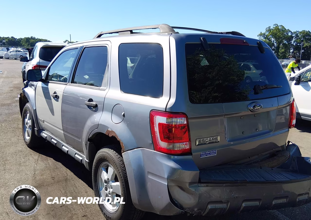 2008 Ford Escape Xlt VIN:1FMCU03Z28KB83831 - 3