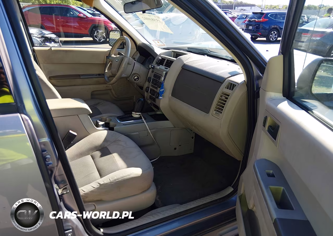 2008 Ford Escape Xlt VIN:1FMCU03Z28KB83831 - 5
