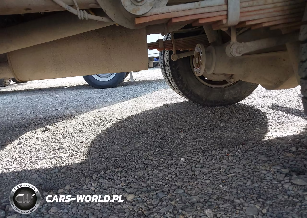 2006 Ford F-350 Chassis Xl-Xlt VIN:1FDWF36P16ED95327 - 13