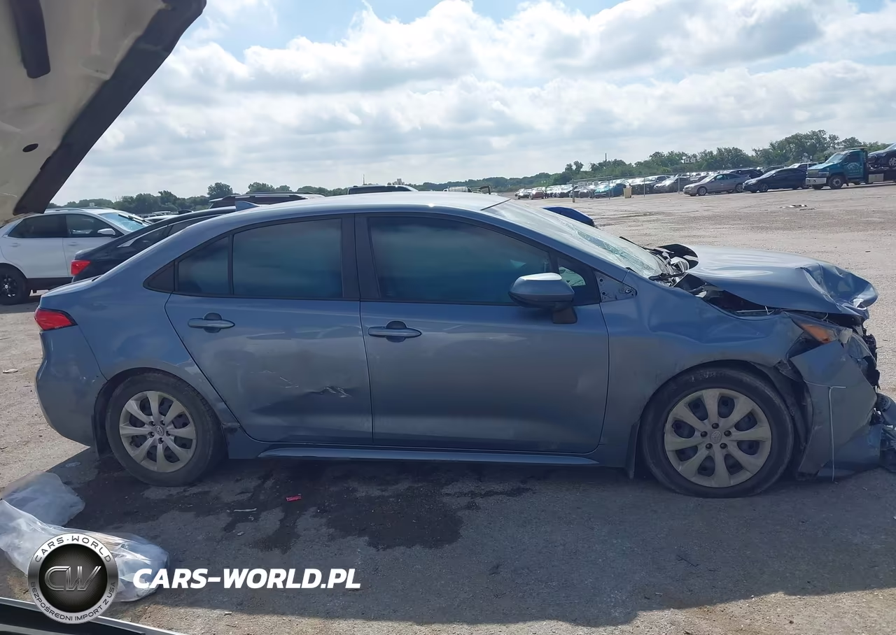 2020 Toyota Corolla Le VIN:5YFEPRAE8LP085356 - 13