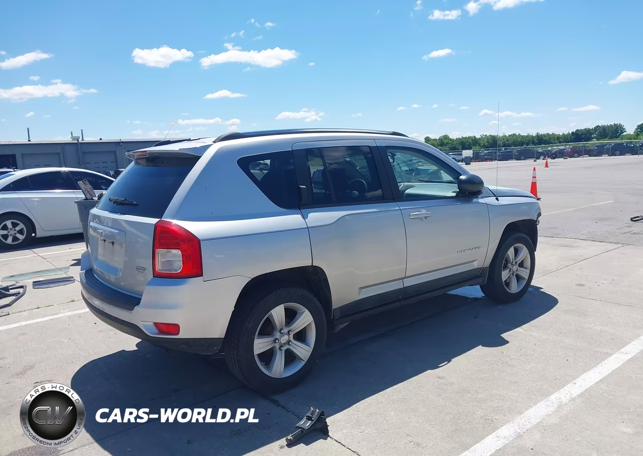 2011 Jeep Compass VIN:1J4NT1FB8BD253505 - 4
