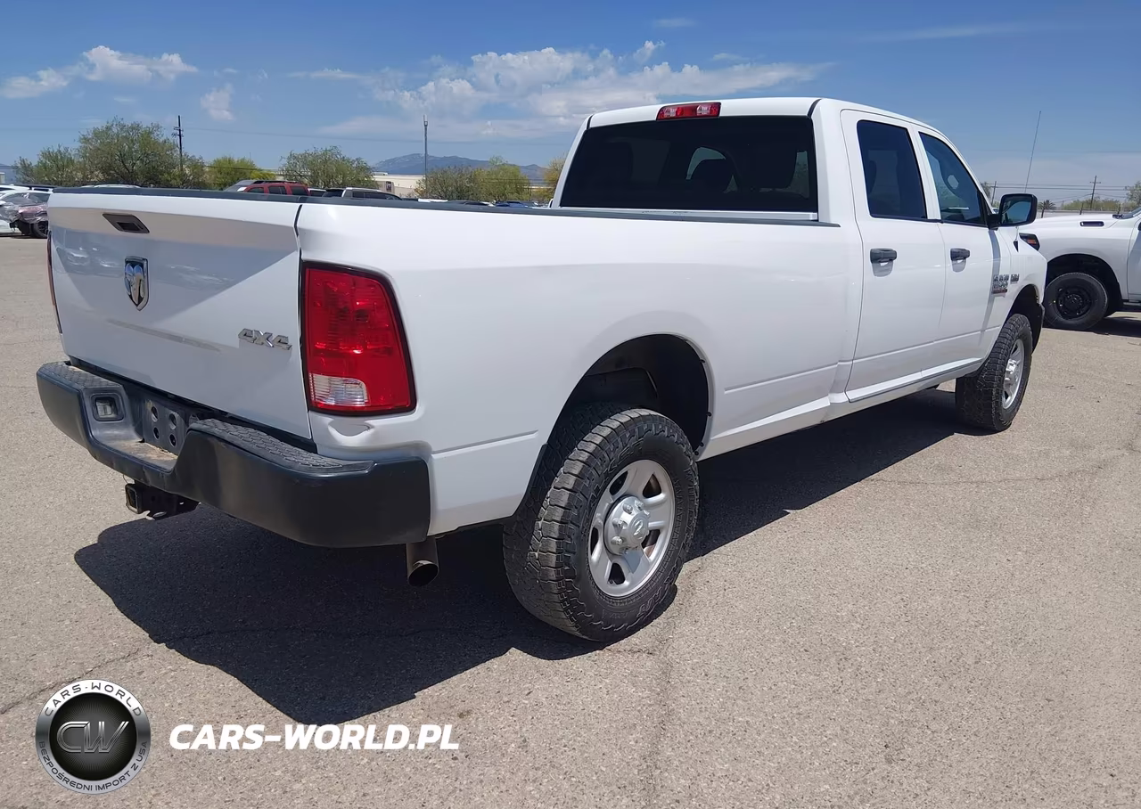 2016 Ram 2500 Tradesman VIN:3C6UR5HJ1GG340739 - 4