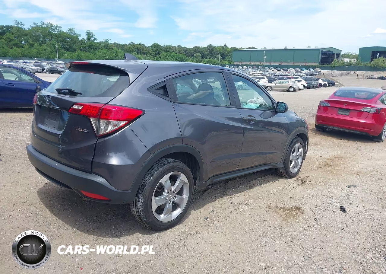 2020 Honda Hr-V Awd Lx VIN:3CZRU6H31LM708086 - 4