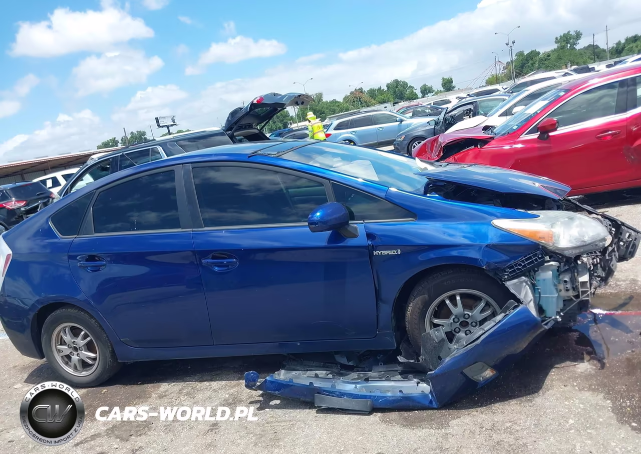 2011 Toyota Prius Three VIN:JTDKN3DU1B1456403 - 13
