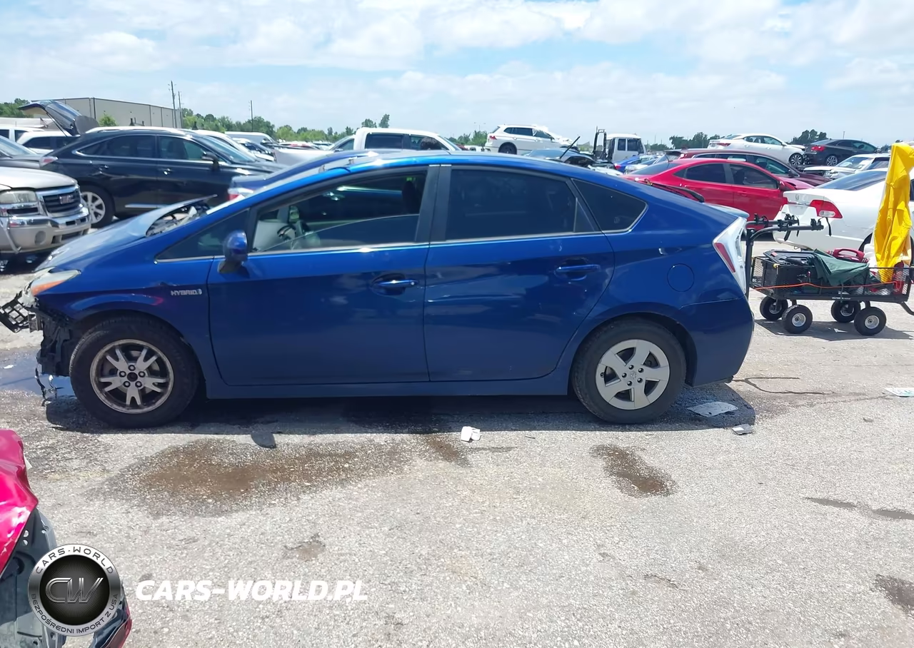 2011 Toyota Prius Three VIN:JTDKN3DU1B1456403 - 14