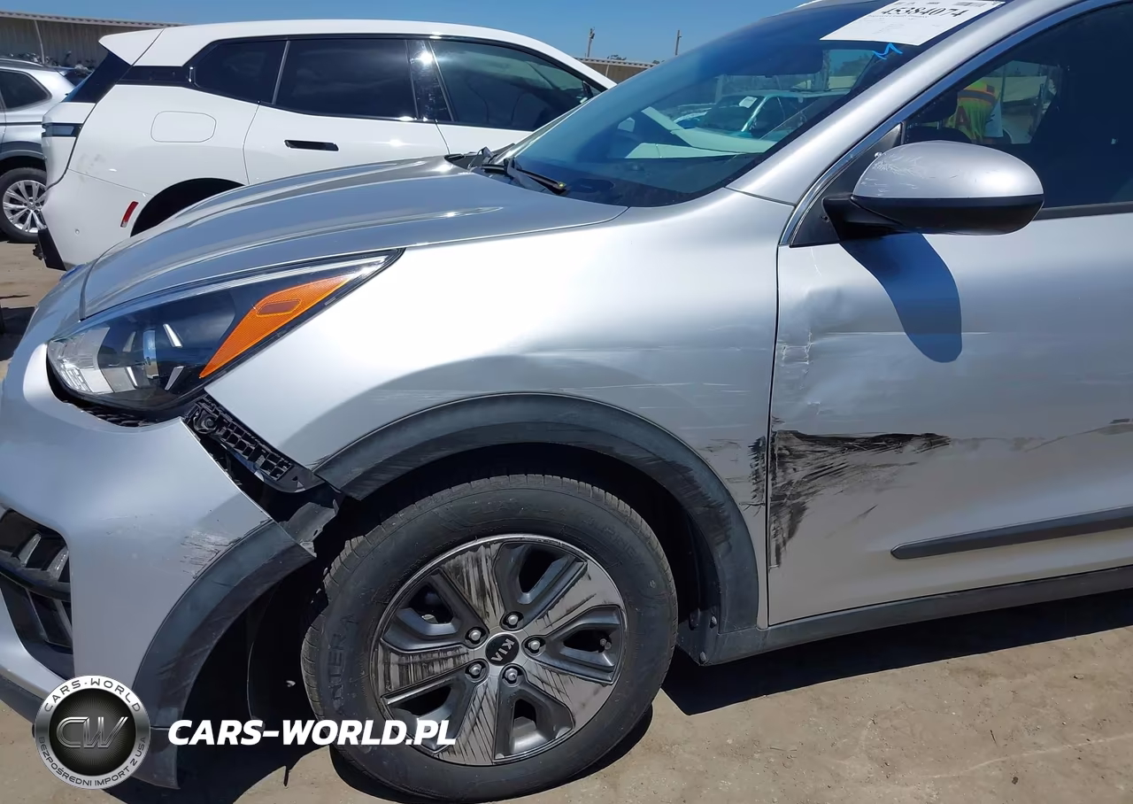 2020 Kia Niro Lx VIN:KNDCB3LC9L5396547 - 6