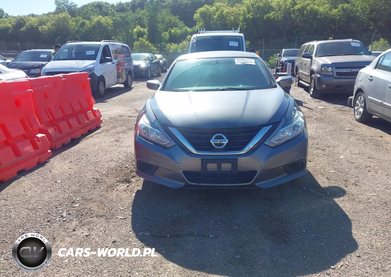 2018 Nissan Altima 2.5 S VIN:1N4AL3AP4JC244538 - 13
