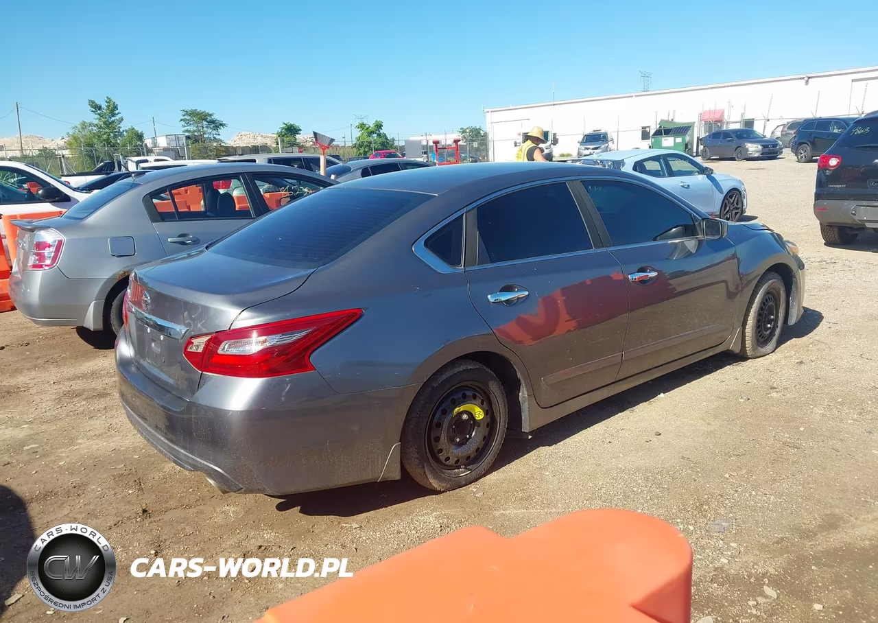 2018 Nissan Altima 2.5 S VIN:1N4AL3AP4JC244538 - 4