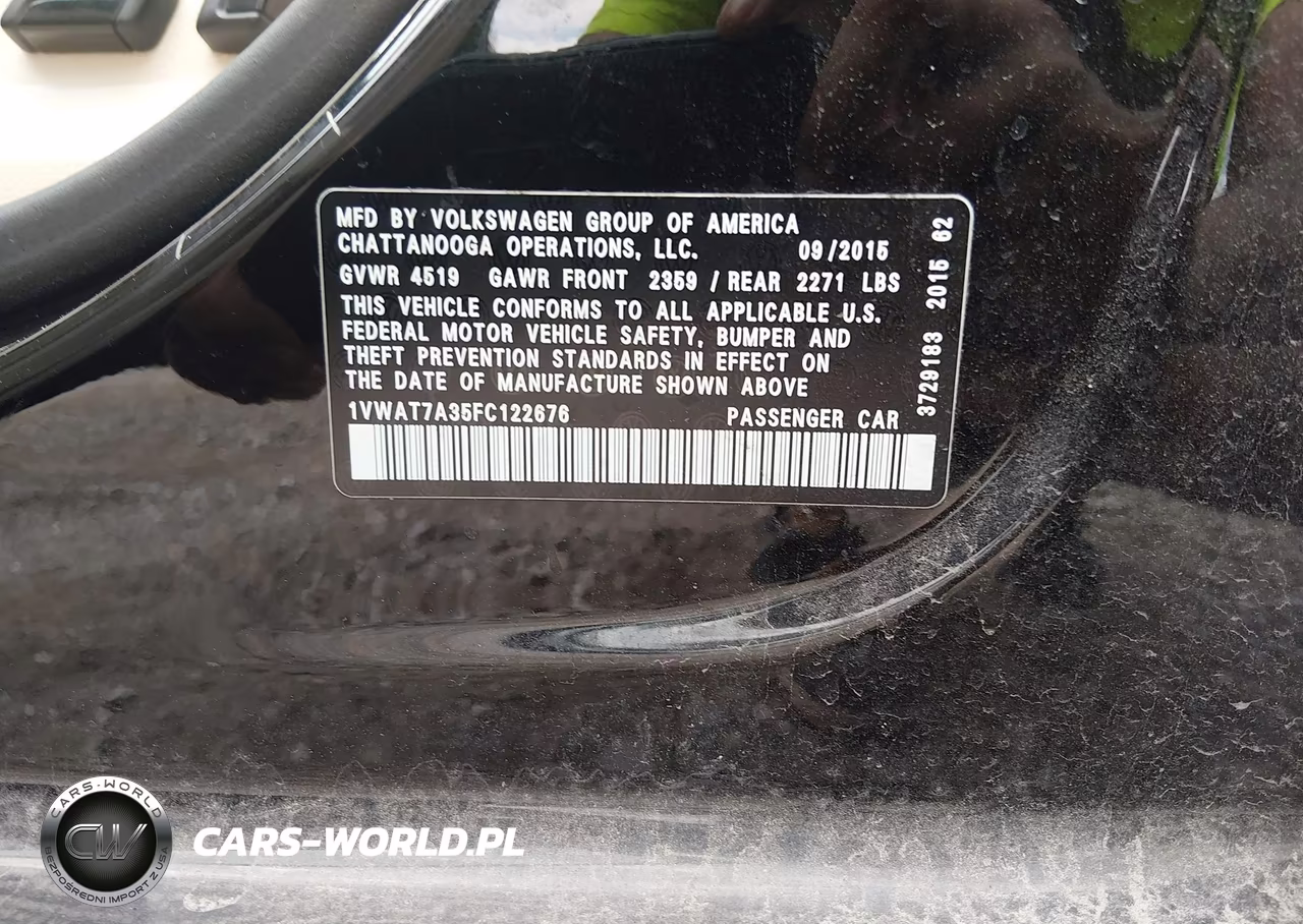 2015 Volkswagen Passat 1.8T Limited Edition VIN:1VWAT7A35FC122676 - 9