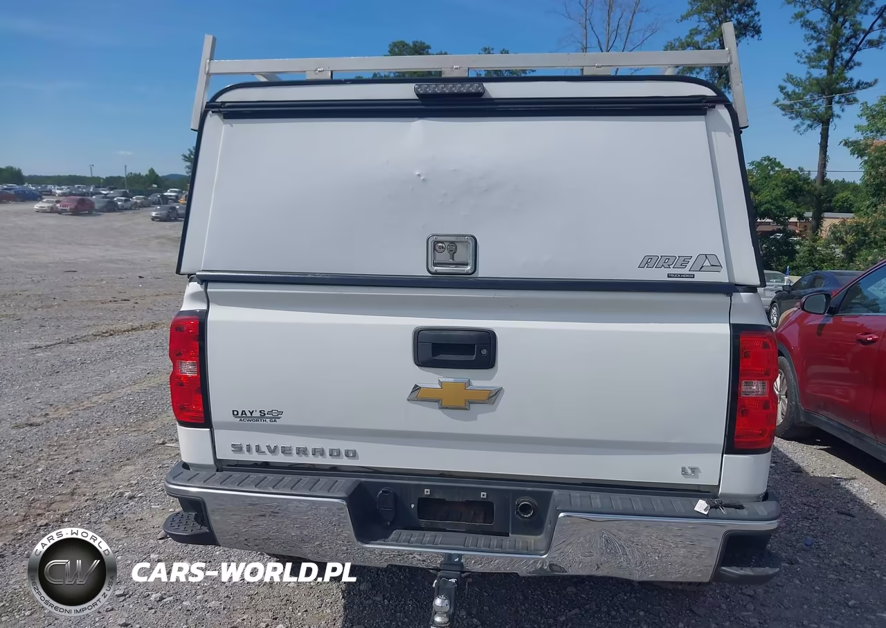 2018 Chevrolet Silverado 1500 Lt VIN:1GCVKREH2JZ119460 - 16