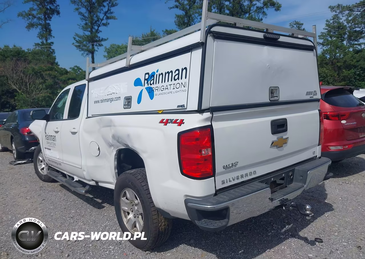 2018 Chevrolet Silverado 1500 Lt VIN:1GCVKREH2JZ119460 - 3