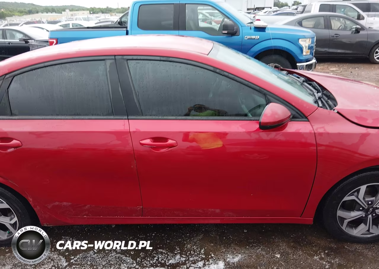 2019 Kia Forte Lxs VIN:3KPF24AD4KE104921 - 13