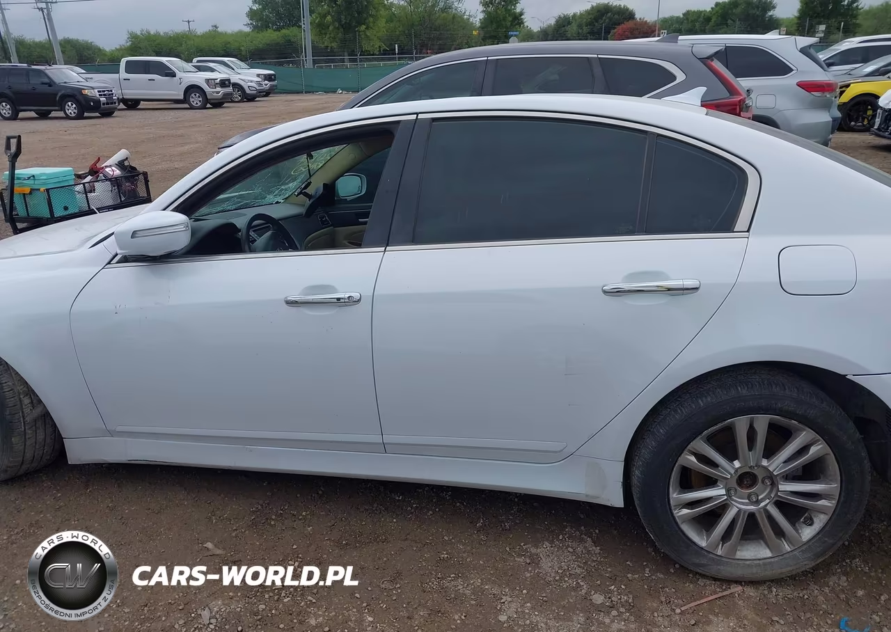 2014 Hyundai Genesis 3.8 VIN:KMHGC4DD7EU261177 - 15
