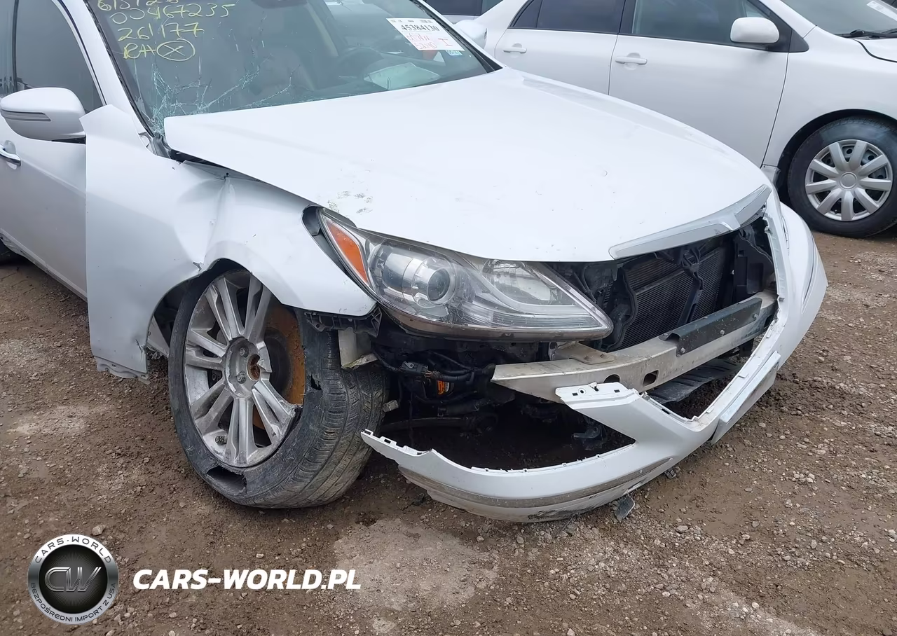 2014 Hyundai Genesis 3.8 VIN:KMHGC4DD7EU261177 - 6