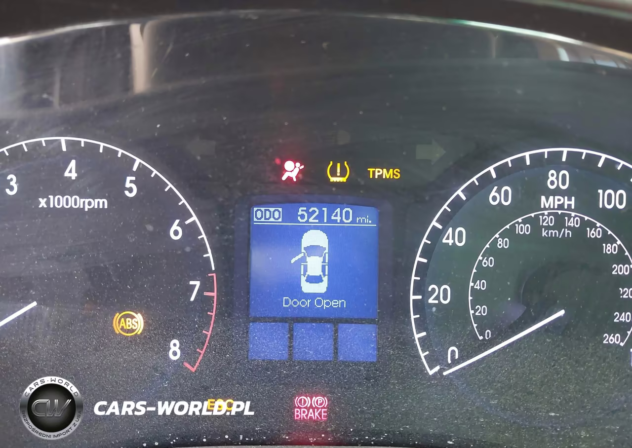 2014 Hyundai Genesis 3.8 VIN:KMHGC4DD7EU261177 - 7