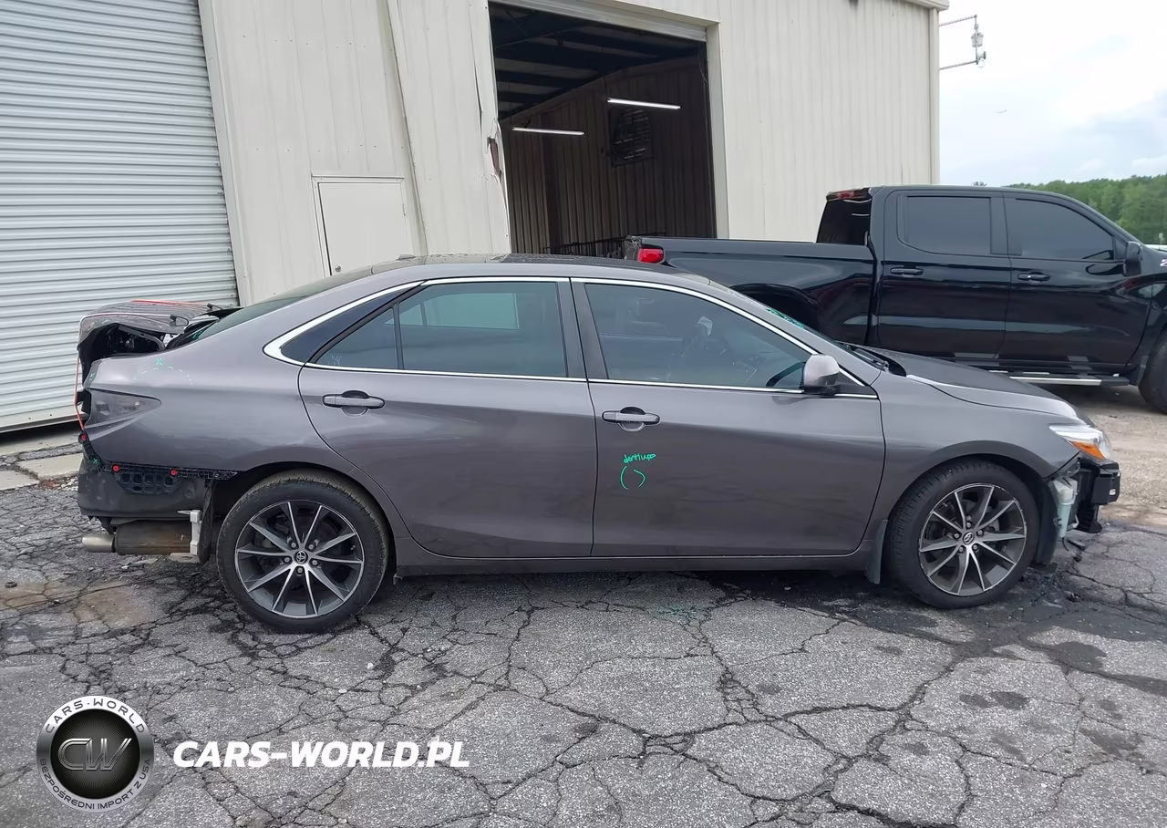 2015 Toyota Camry Xse VIN:4T1BF1FK9FU073452 - 13