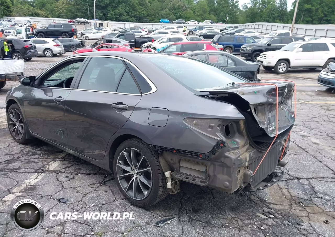 2015 Toyota Camry Xse VIN:4T1BF1FK9FU073452 - 3