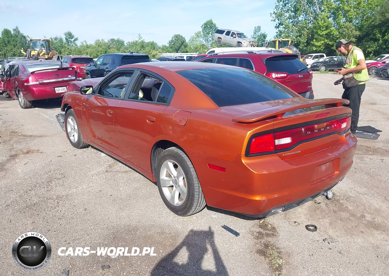 2011 Dodge Charger VIN:2B3CL3CG4BH566399 - 3