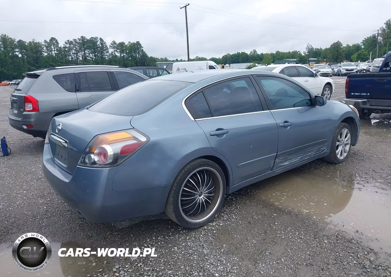 2011 Nissan Altima 2.5 S VIN:1N4AL2AP6BC155985 - 4