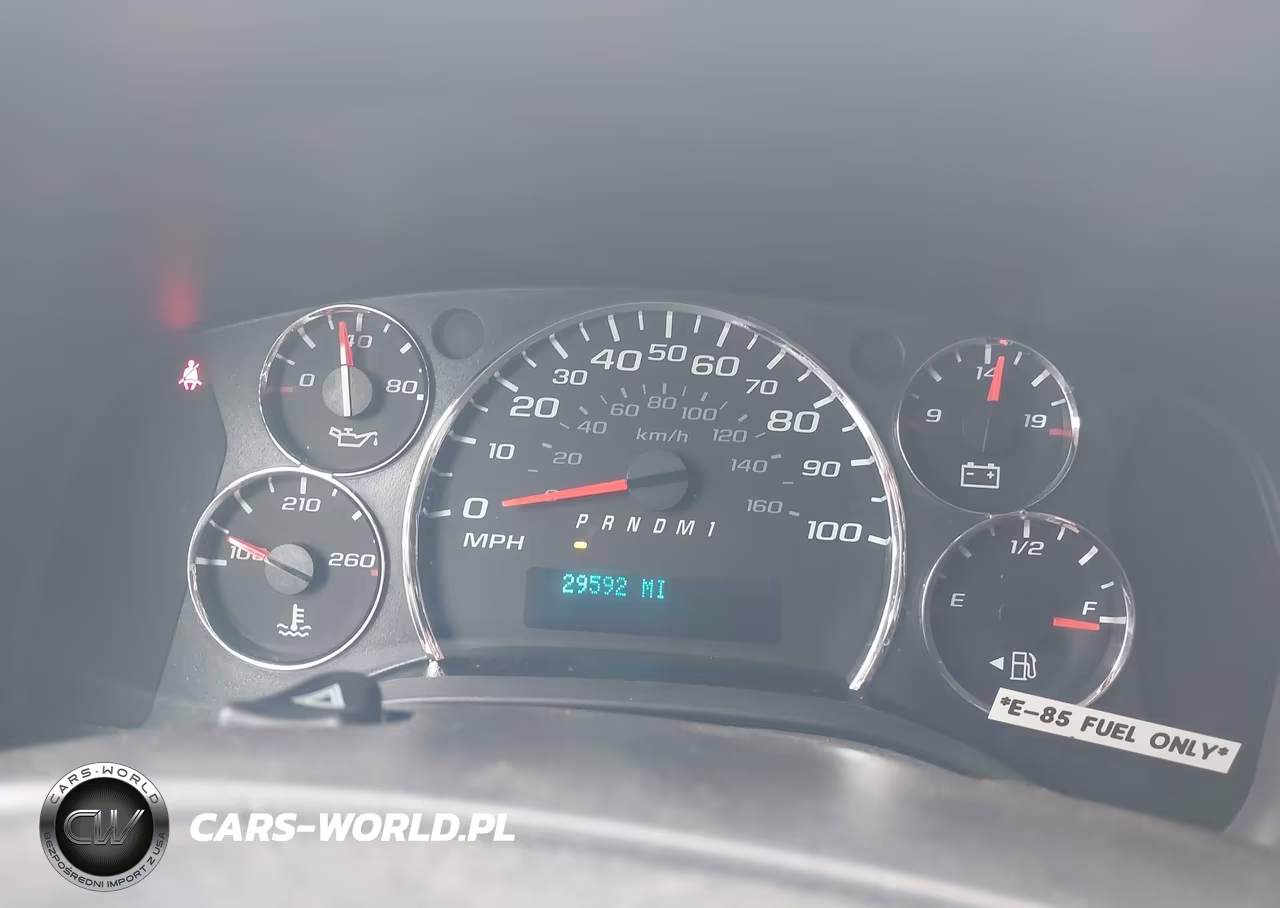 2018 Chevrolet Express 2500 Work Van VIN:1GCWGAFG5J1260955 - 7