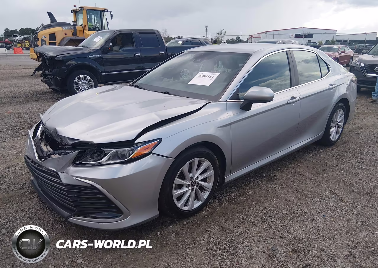 2022 Toyota Camry Le VIN:4T1C11AK1NU055584 - 2