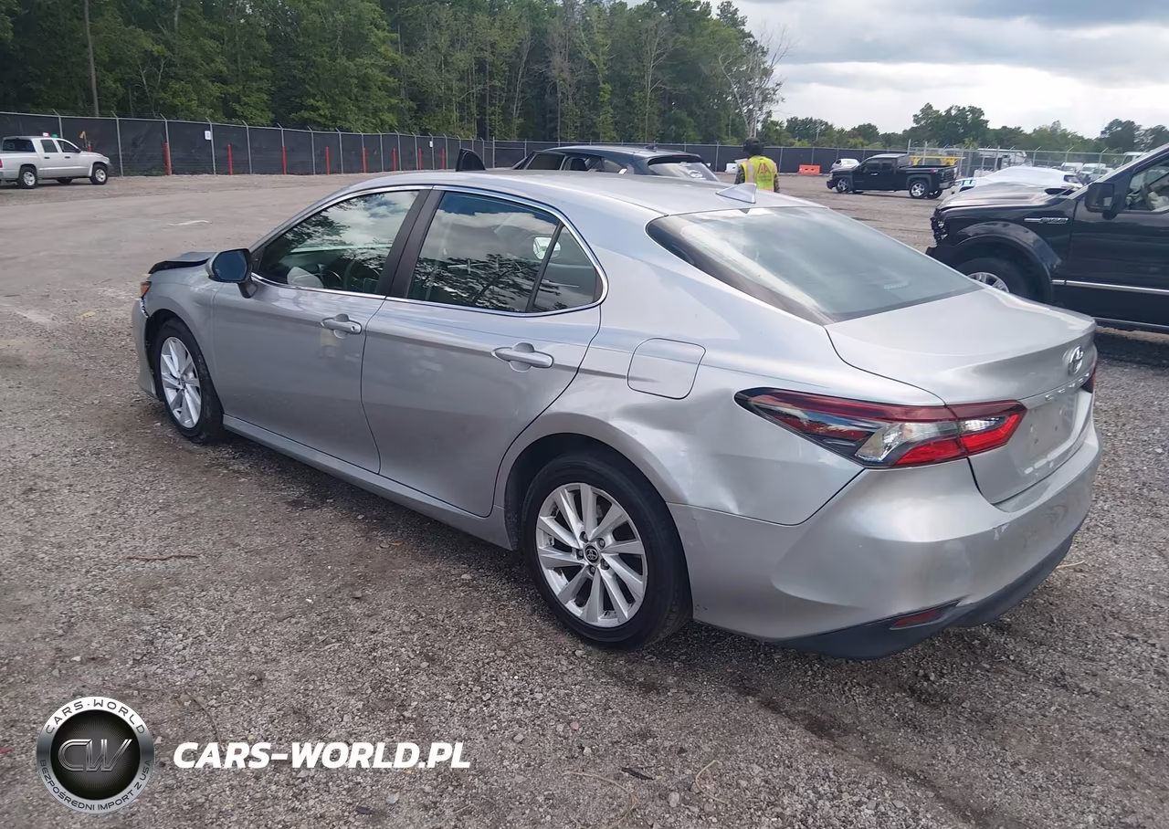 2022 Toyota Camry Le VIN:4T1C11AK1NU055584 - 3