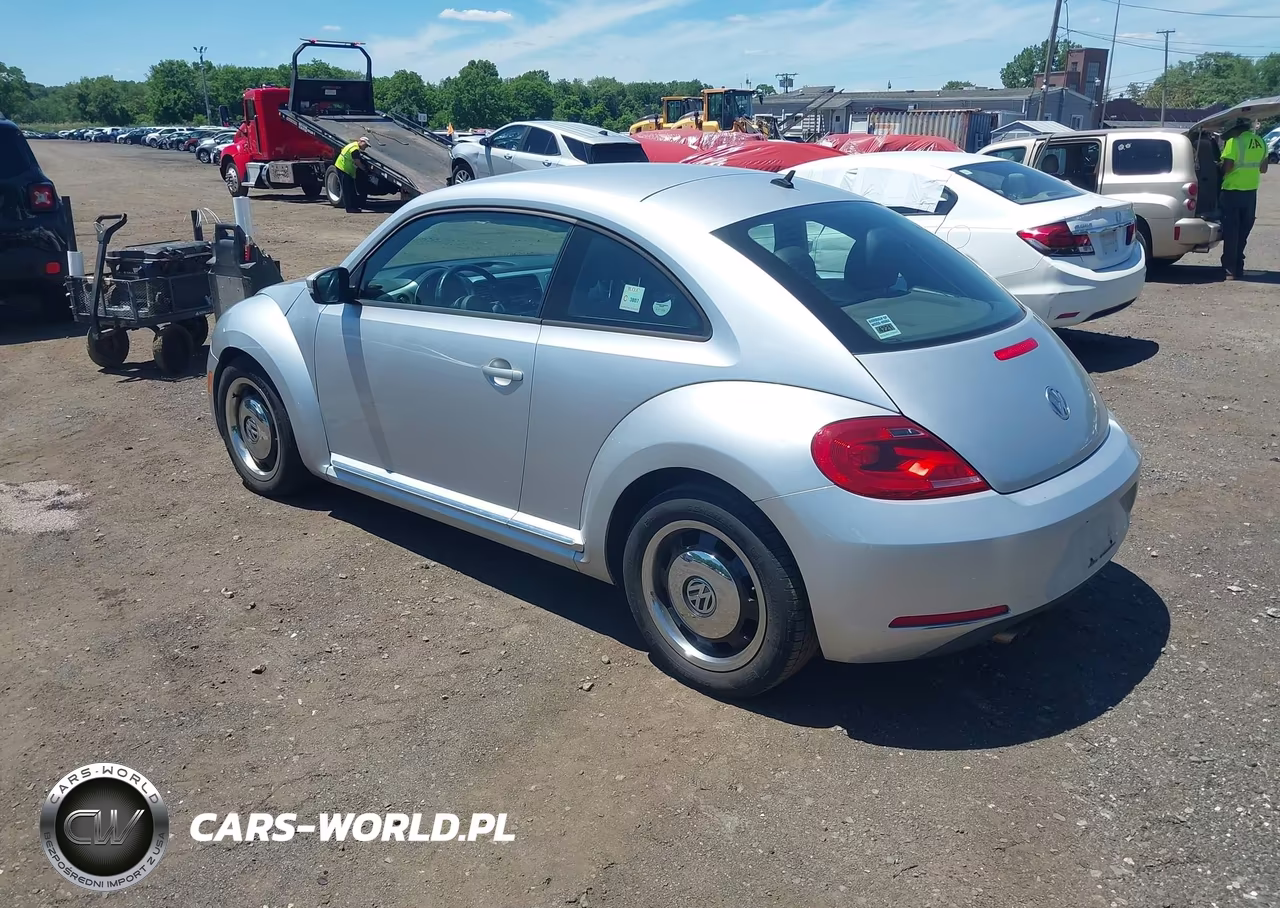 2012 Volkswagen Beetle 2.5L VIN:3VWJP7AT4CM639787 - 3
