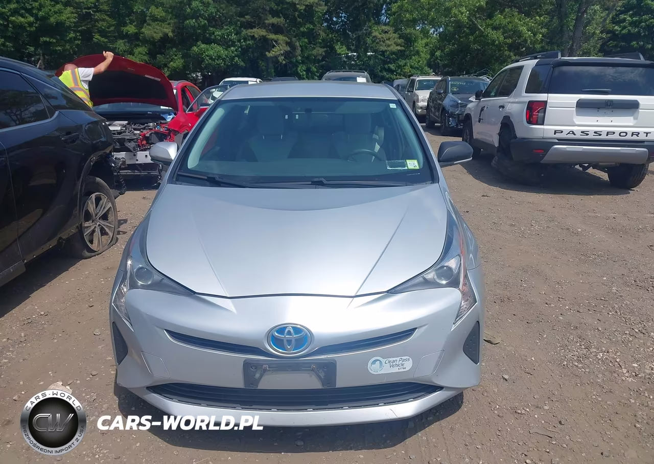 2016 Toyota Prius Two VIN:JTDKBRFU1G3012703 - 12