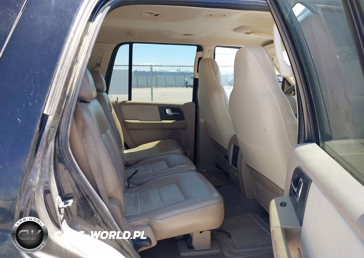 2005 Ford Expedition Eddie Bauer-King Ranch VIN:1FMPU175X5LB03731 - 8