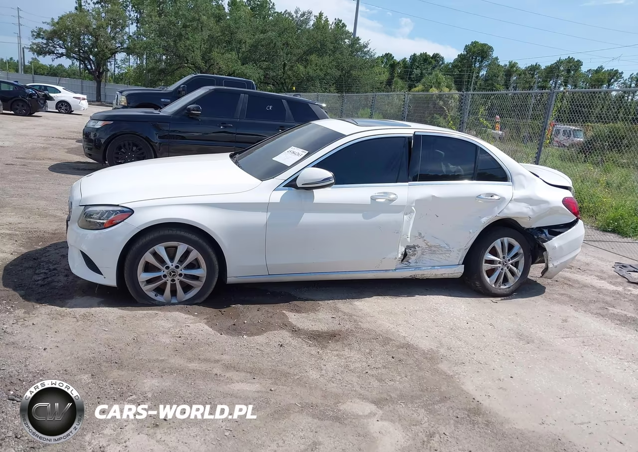 2019 Mercedes-Benz C 300 4Matic VIN:55SWF8EB1KU304815 - 14