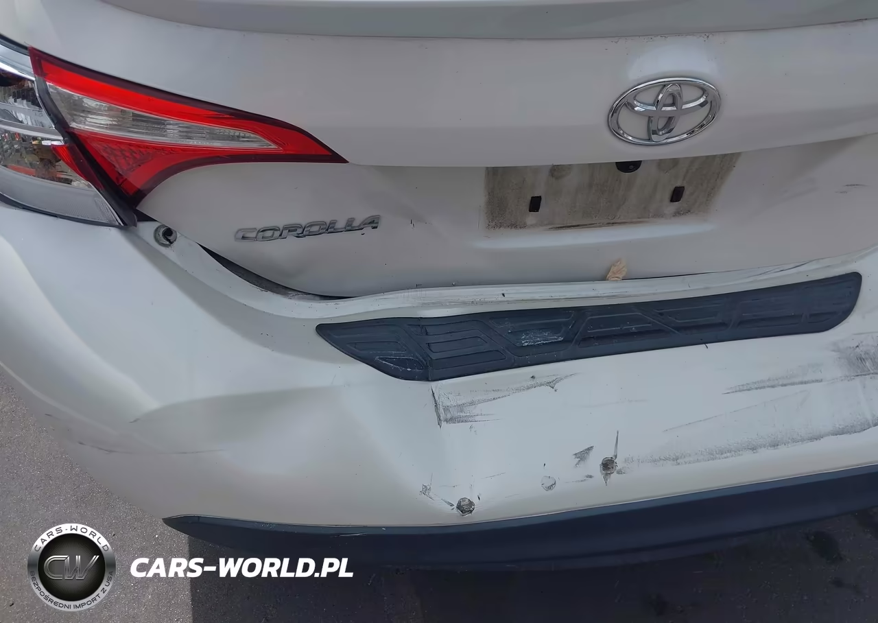 2015 Toyota Corolla Le Eco Plus VIN:5YFBPRHE4FP192546 - 18