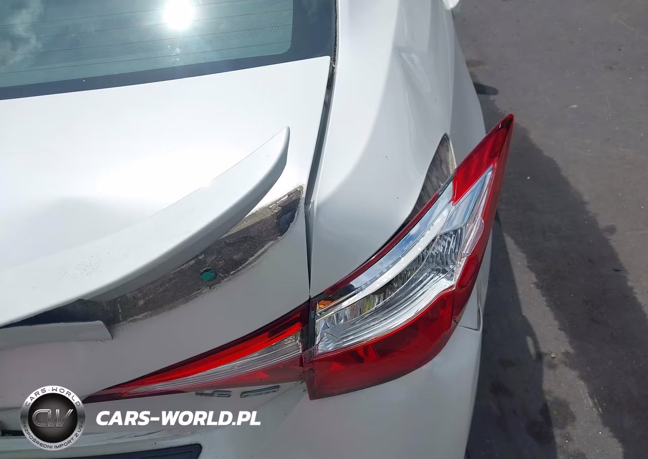 2015 Toyota Corolla Le Eco Plus VIN:5YFBPRHE4FP192546 - 20