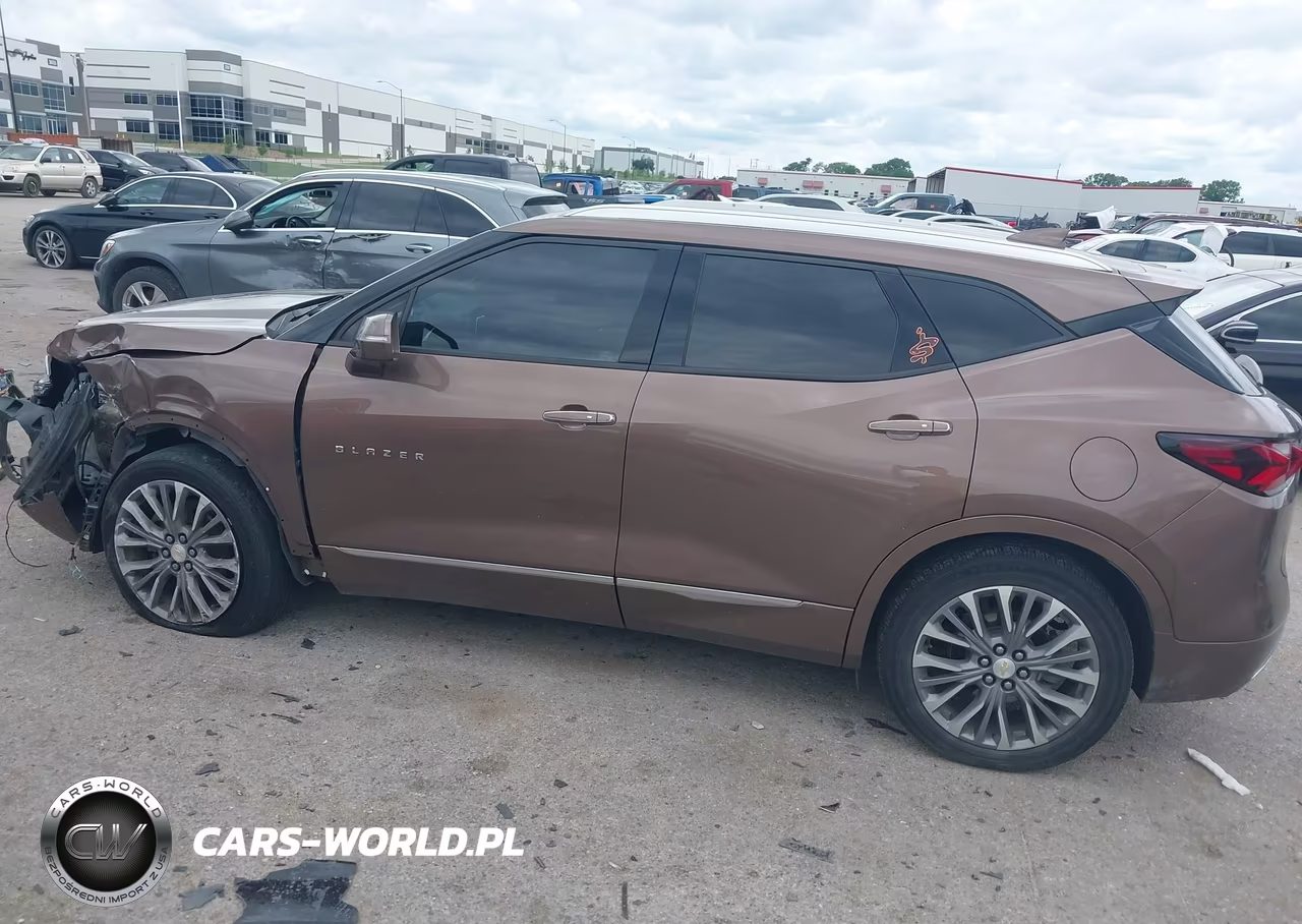 2019 Chevrolet Blazer Premier VIN:3GNKBFRS2KS691724 - 14