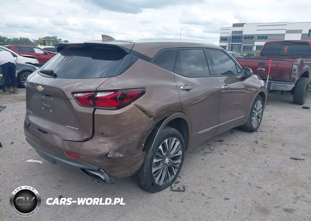 2019 Chevrolet Blazer Premier VIN:3GNKBFRS2KS691724 - 4