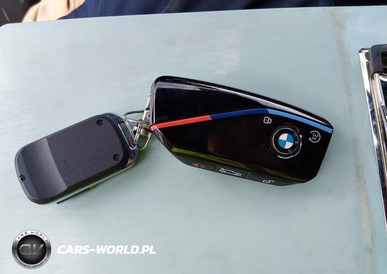 2025 BMW M5 VIN:WBS83FK09SCT93386 - 11