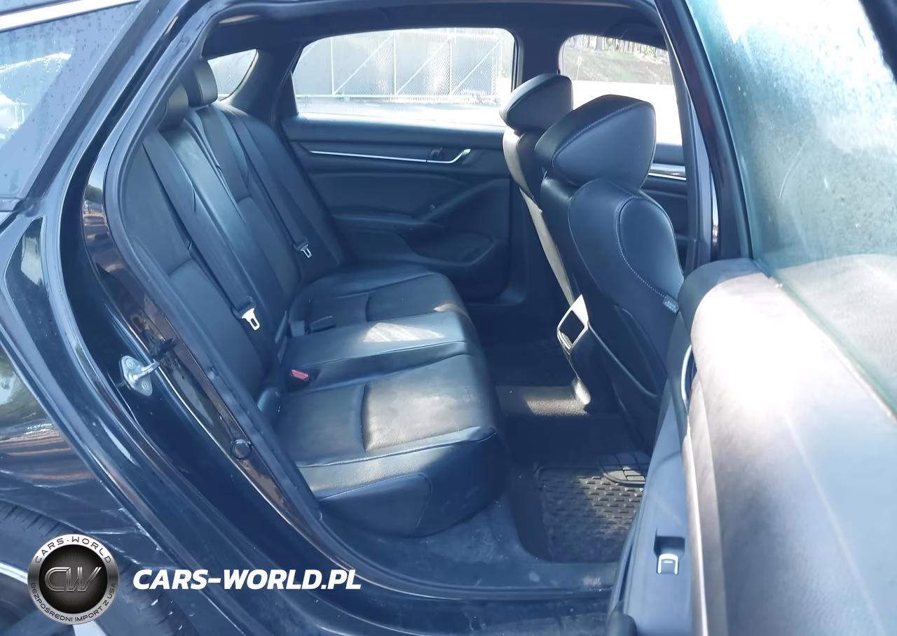 2018 Honda Accord Sport VIN:1HGCV1E38JA071175 - 8