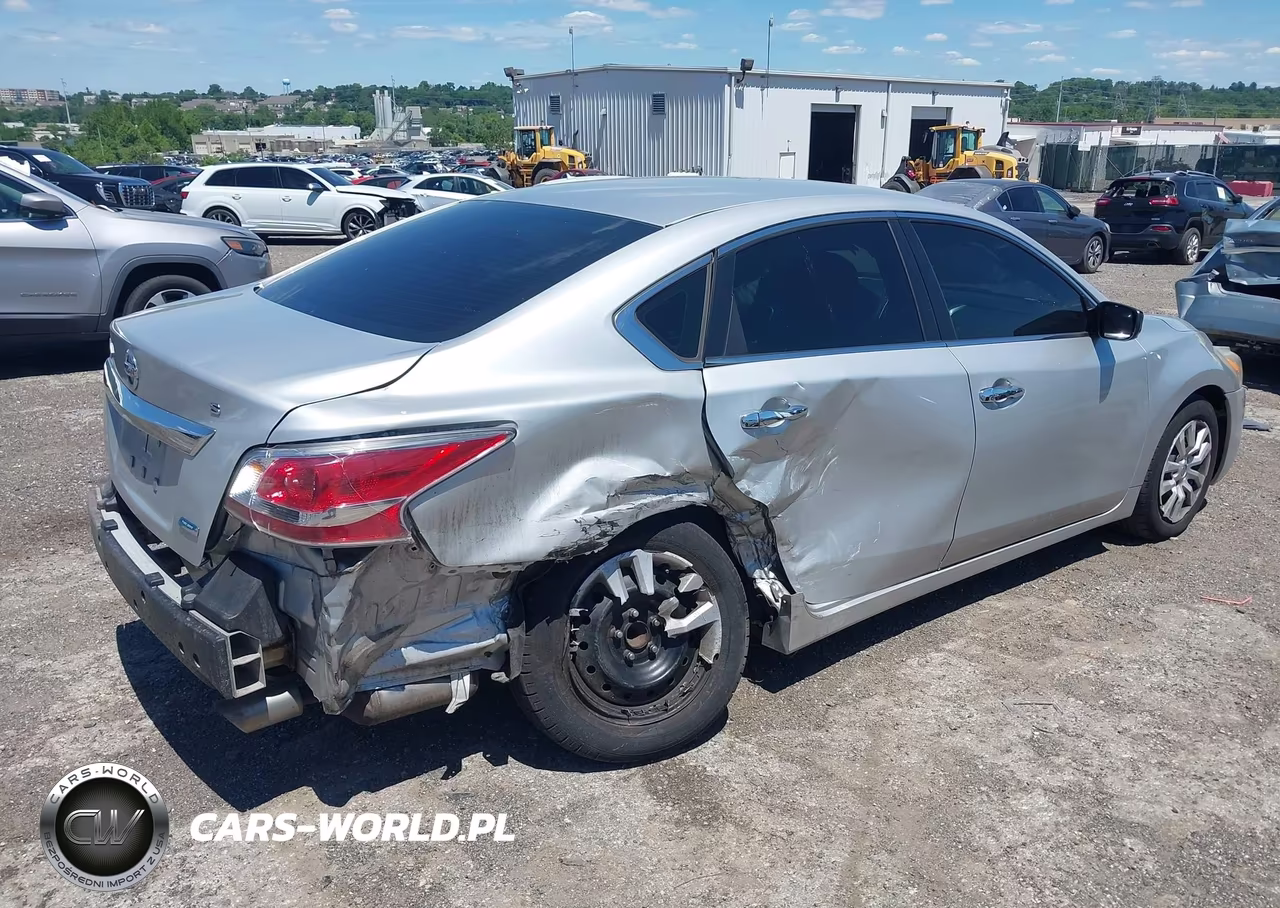 2013 Nissan Altima 2.5 S VIN:1N4AL3AP2DC246583 - 4