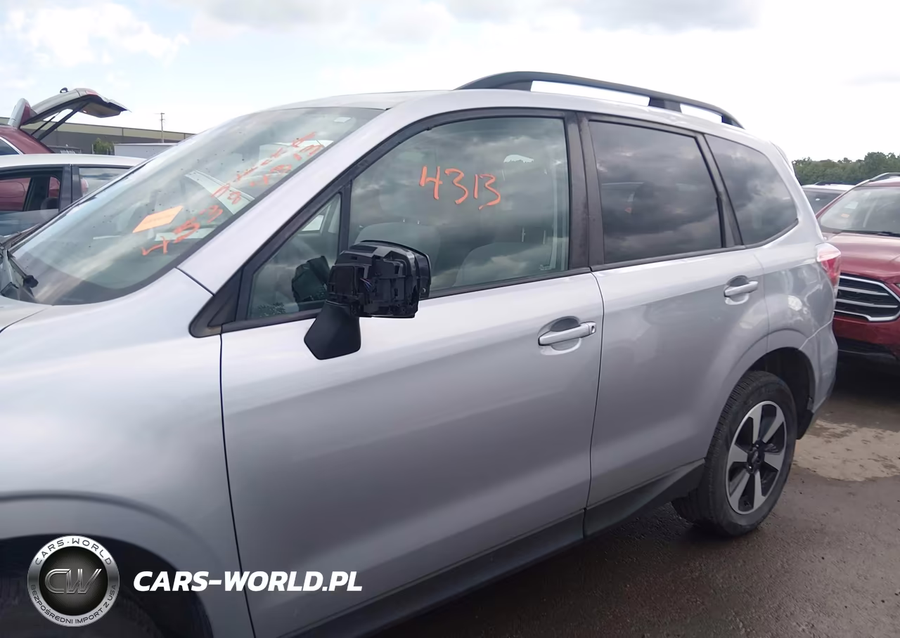 2018 Subaru Forester 2.5I Premium VIN:JF2SJAGC6JH582217 - 14